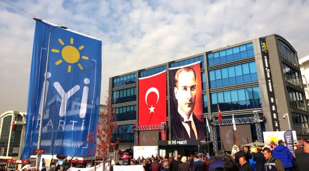 İYİ Parti Genel Başkan Yardımcısı Yıldız: Kendine güvenen parti internete sansür getirmez
