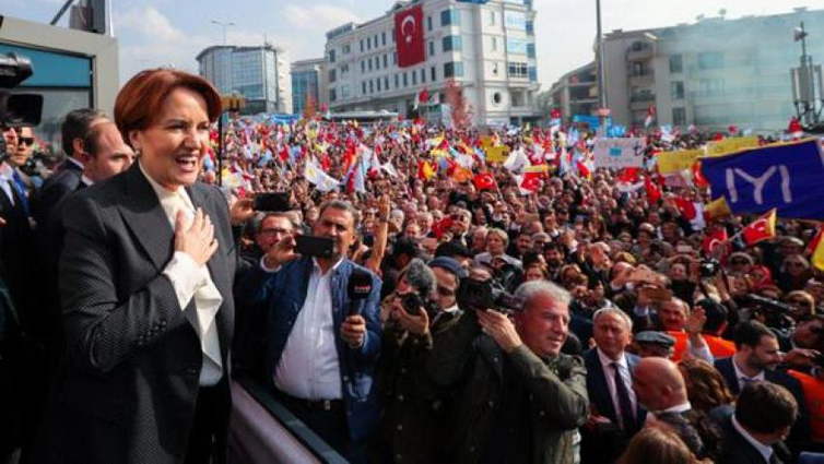 GENEL MERKEZ YÖNETİCİLERİMİZ ANITKABİR'İ ZİYARET ETTİLER.