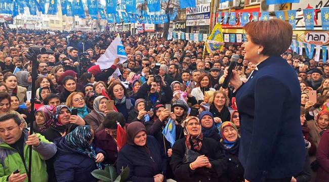 MERAL AKŞENER, KONYA İL BAŞKANLIĞIMIZIN AÇILIŞINDAYDI